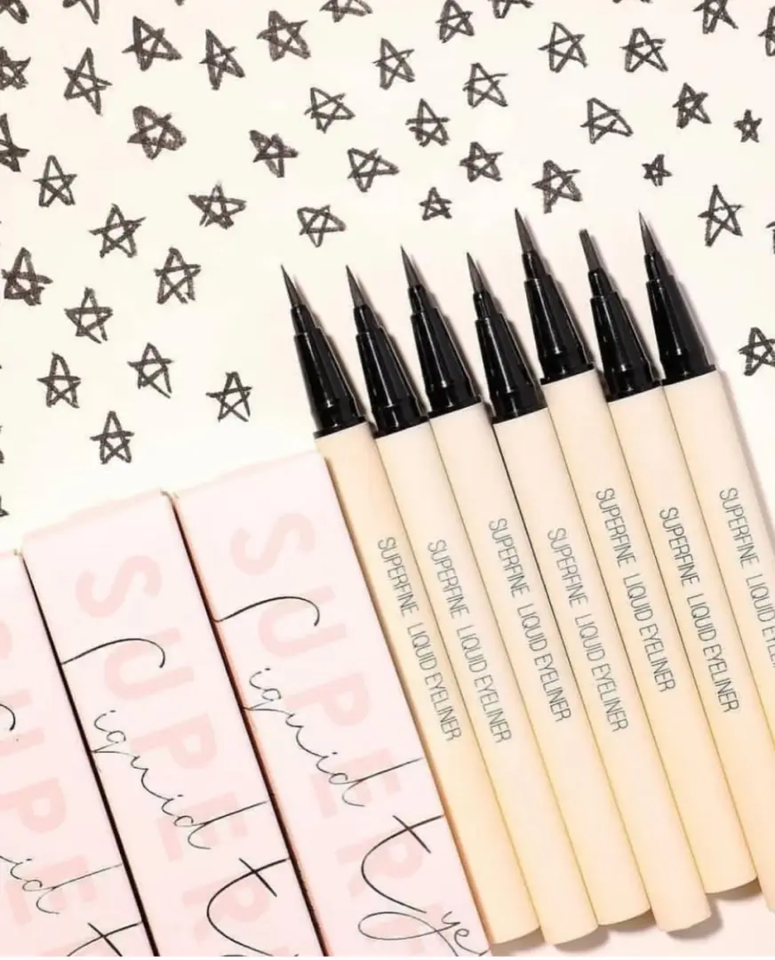 آيلاينر سائل فائق الدقة